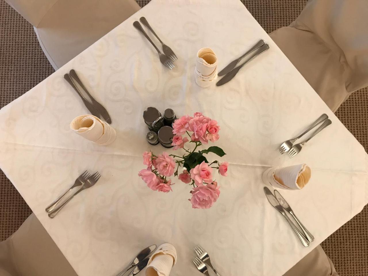 Hotel Otdih Kavarna Dış mekan fotoğraf