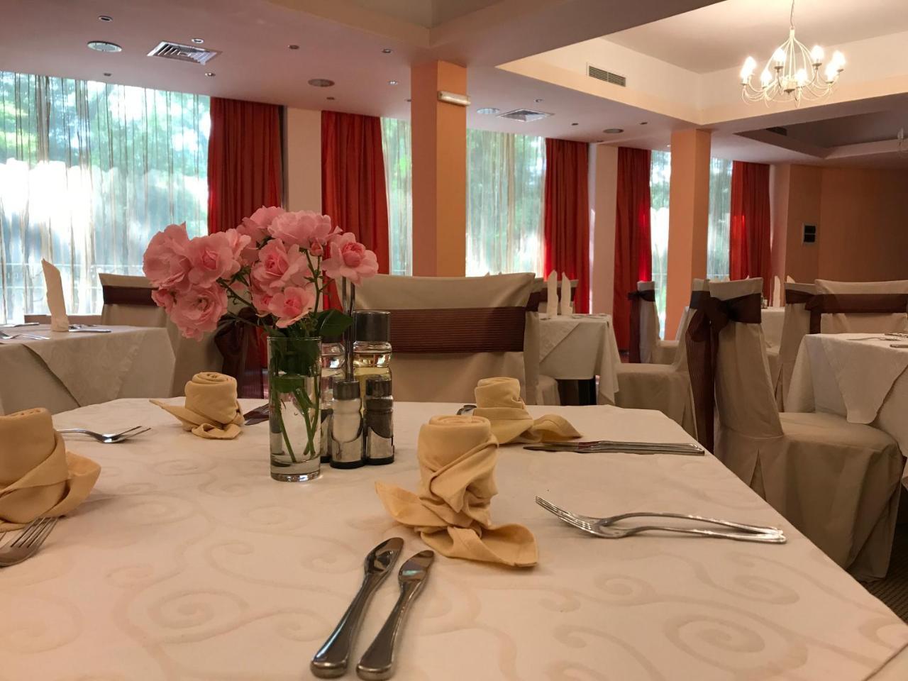 Hotel Otdih Kavarna Dış mekan fotoğraf